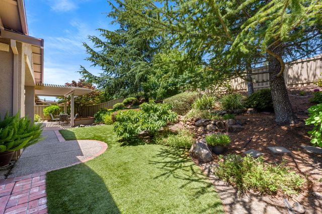 2306 Longspur Loop, Lincoln, CA 95648