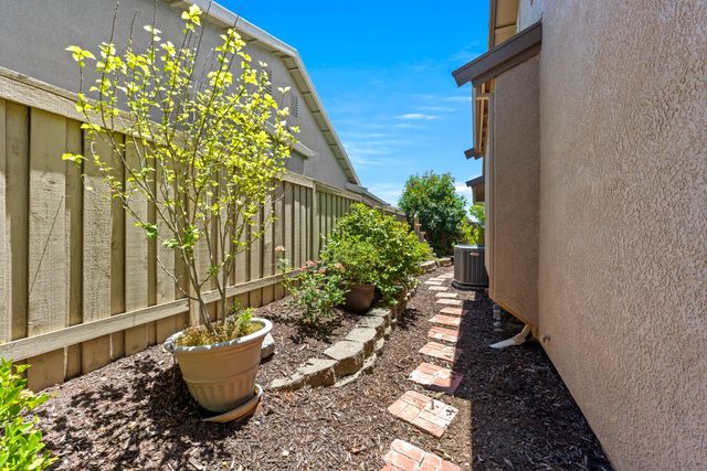 2306 Longspur Loop, Lincoln, CA 95648