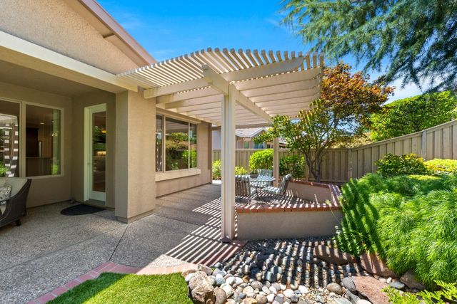 2306 Longspur Loop, Lincoln, CA 95648
