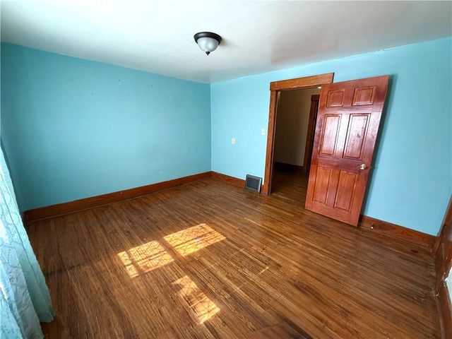 115 W 9th Street, Maryville, MO 64468