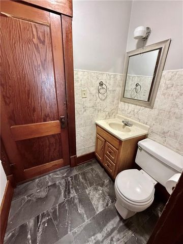 115 W 9th Street, Maryville, MO 64468