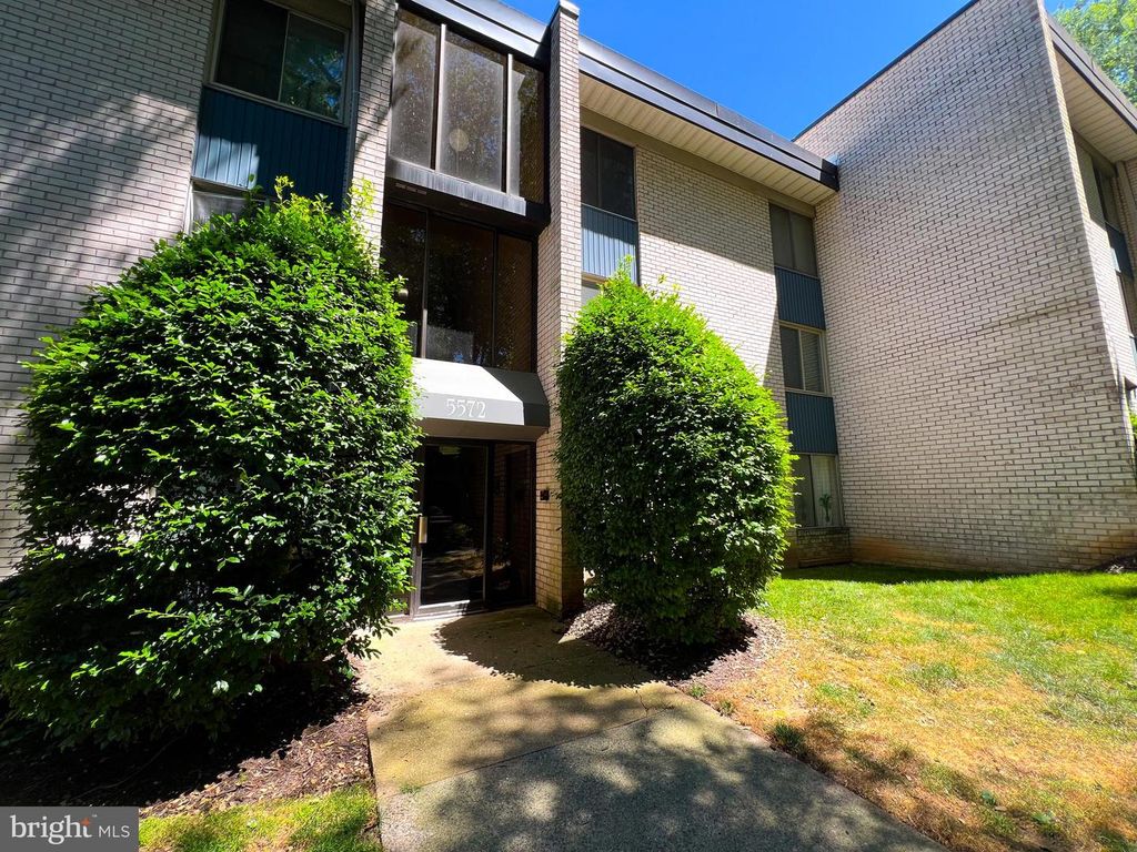 5572 BURNSIDE DR #3, Rockville, MD 20853