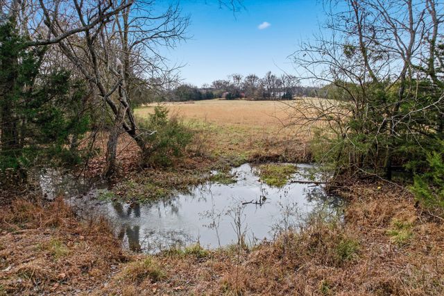 9643 Midland Rd, Bell Buckle, TN 37020