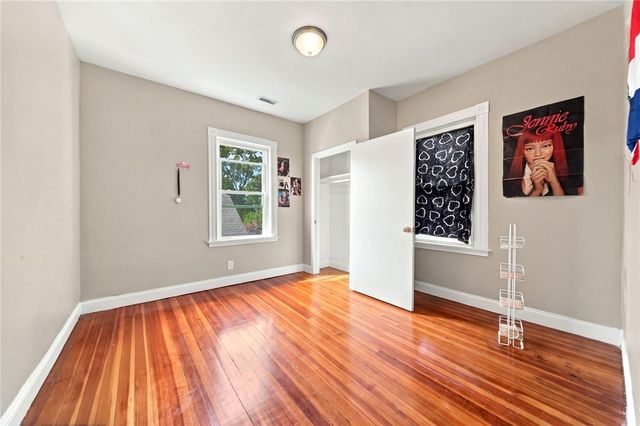 37 Old Oak Avenue, Cranston, RI 02910