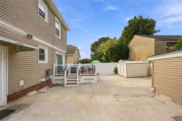 37 Old Oak Avenue, Cranston, RI 02910