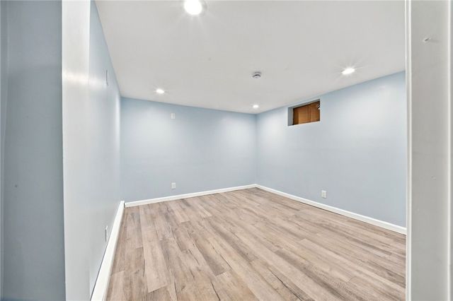 37 Old Oak Avenue, Cranston, RI 02910