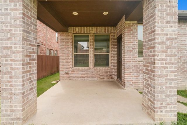 3911 Rochelle Lane, Forney, TX 75126