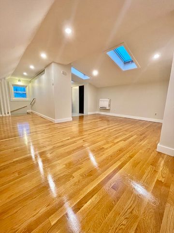 125 Wilmington Ave, Boston, MA 02124