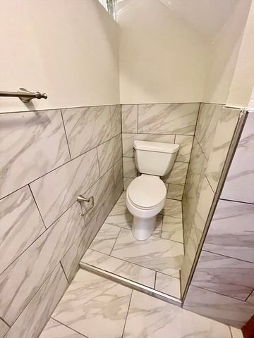125 Wilmington Ave, Boston, MA 02124