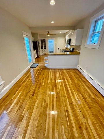 125 Wilmington Ave, Boston, MA 02124