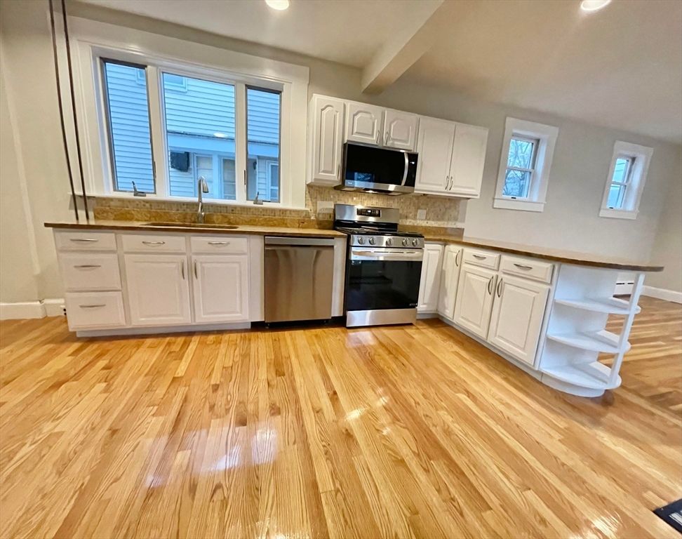 125 Wilmington Ave, Boston, MA 02124