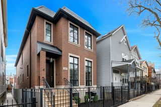 2447 N GREENVIEW Avenue, Chicago, IL 60614