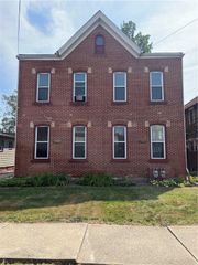 1304 1306 6th Avenue, Beaver Falls, PA 15010