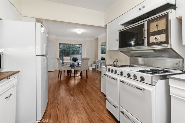 511 W Maple, Monrovia, CA 91016