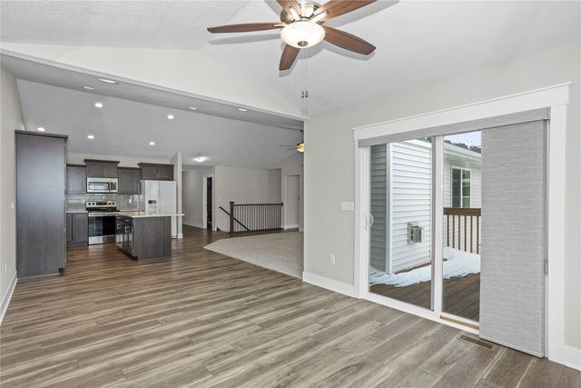 5413 NE Briarwood Drive, Ankeny, IA 50021