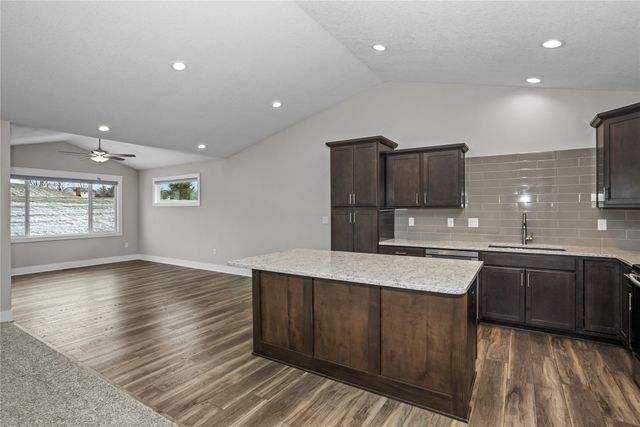 5413 NE Briarwood Drive, Ankeny, IA 50021