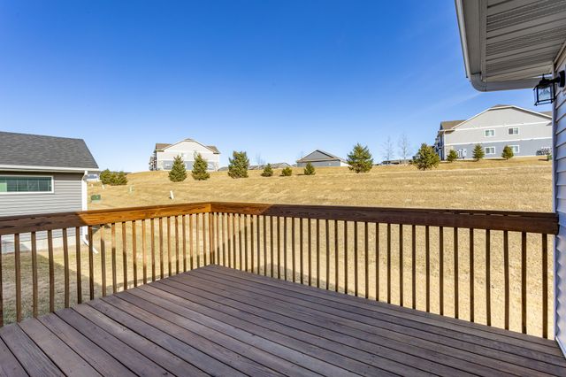 5413 NE Briarwood Drive, Ankeny, IA 50021