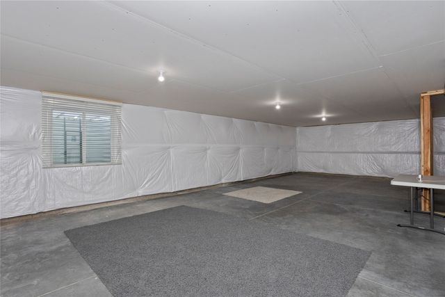 5413 NE Briarwood Drive, Ankeny, IA 50021