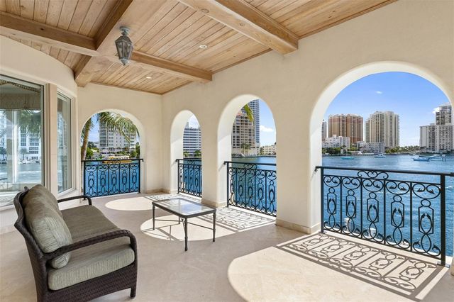 2716 Aqua Vista Boulevard, Fort Lauderdale, FL 33301