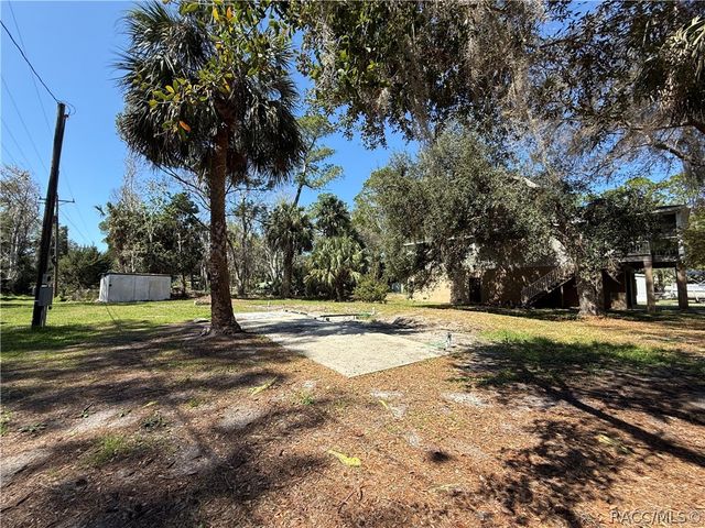 35 64th Street, Yankeetown, FL 34498