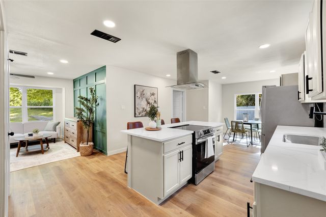203 Broad Street, Mckinney, TX 75069