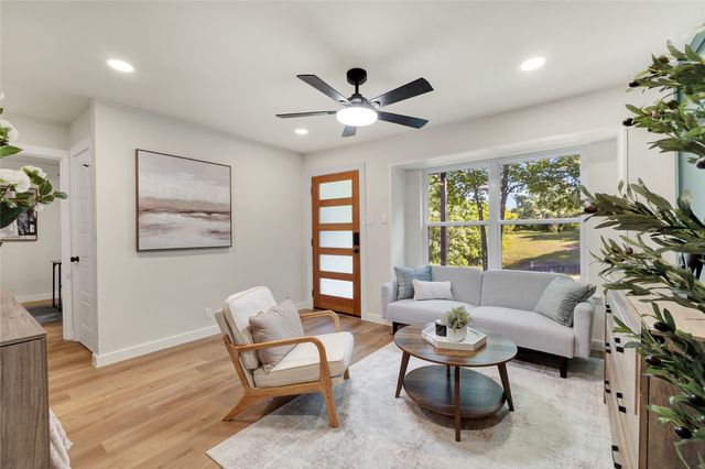 203 Broad Street, Mckinney, TX 75069