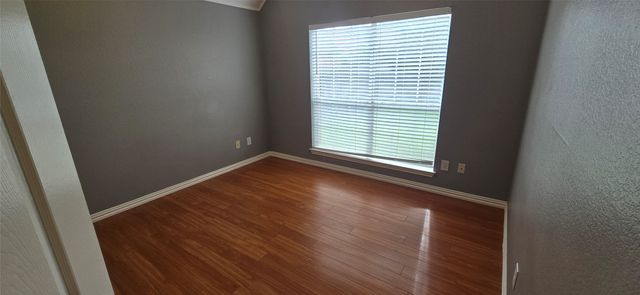 5725 Champion Court, Arlington, TX 76017