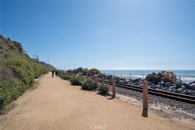 1520 N El Camino Real 26, San Clemente, CA 92672