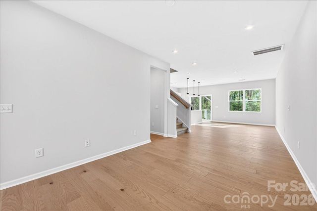 6053 Longar Lane, Charlotte, NC 28269