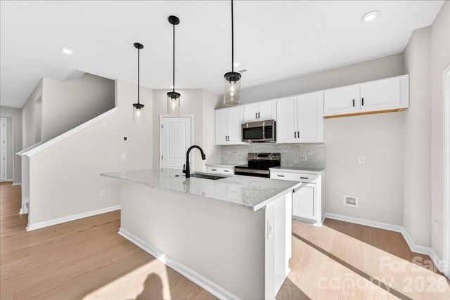 6053 Longar Lane, Charlotte, NC 28269