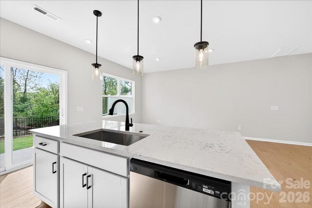 6053 Longar Lane, Charlotte, NC 28269