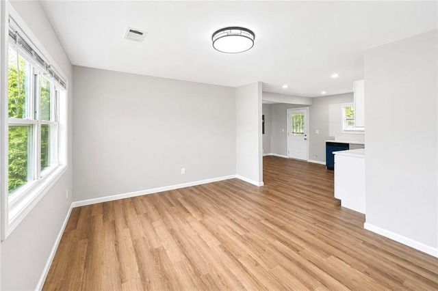 1639 Bridgeport Drive NW, Atlanta, GA 30318