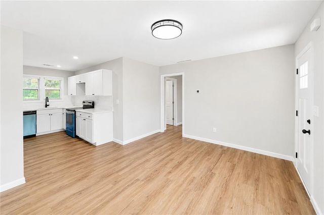 1639 Bridgeport Drive NW, Atlanta, GA 30318