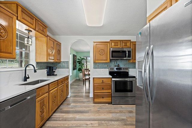 8139 Ozark DR, San Marcos, TX 78666
