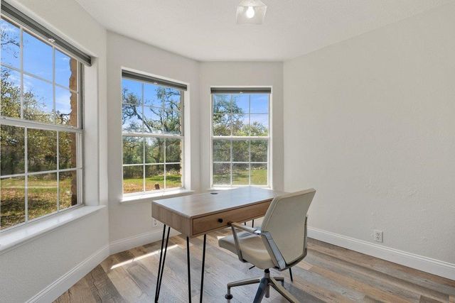 8139 Ozark DR, San Marcos, TX 78666
