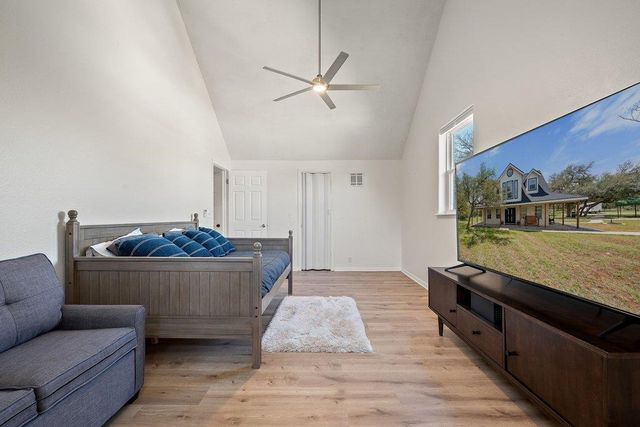 8139 Ozark DR, San Marcos, TX 78666