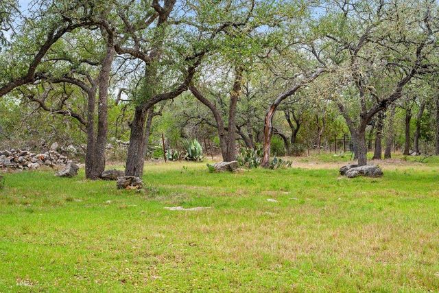 8139 Ozark DR, San Marcos, TX 78666