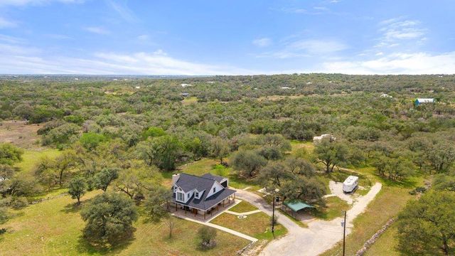 8139 Ozark DR, San Marcos, TX 78666