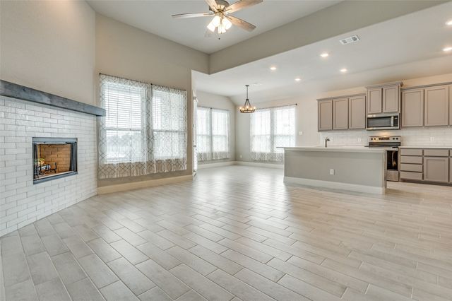 6206 Horizon Drive, Midlothian, TX 76065