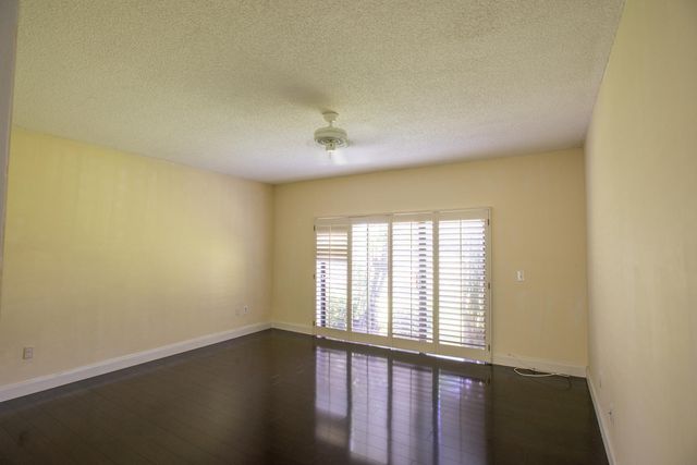 21952 Cypress Drive 40, Boca Raton, FL 33433