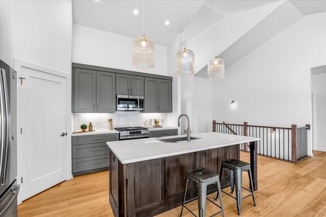 1146 Irene Court, Waunakee, WI 53597