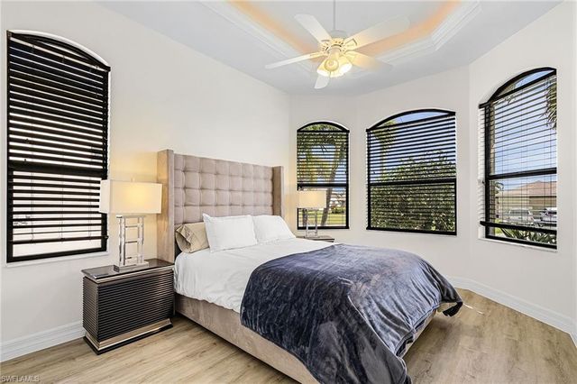 4928 SW 11th PL, Cape Coral, FL 33914