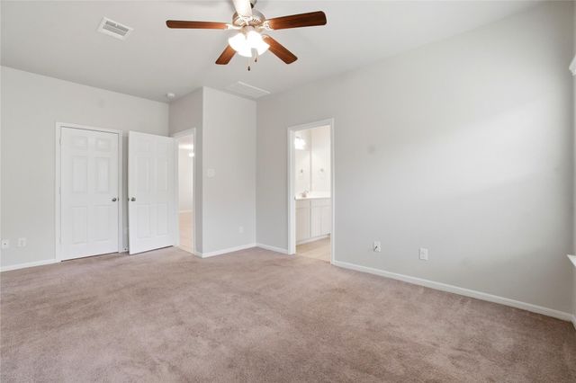 116 Camelot Place Ct, Conroe, TX 77304