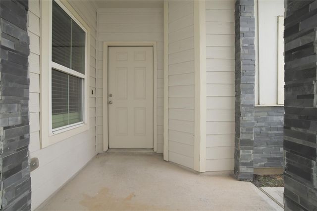 116 Camelot Place Ct, Conroe, TX 77304