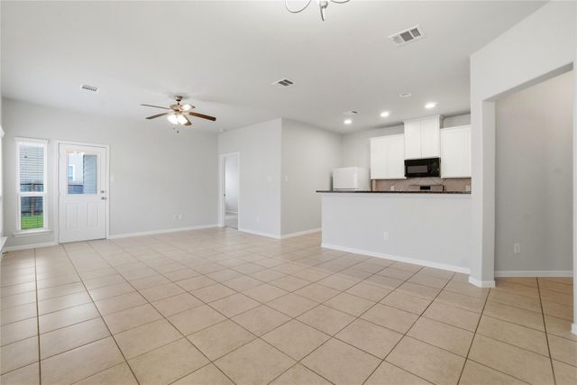 116 Camelot Place Ct, Conroe, TX 77304