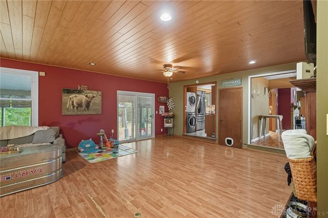 11591 Lower Valley Pike, Medway, OH 45341