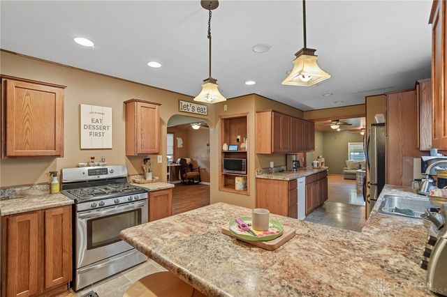 11591 Lower Valley Pike, Medway, OH 45341