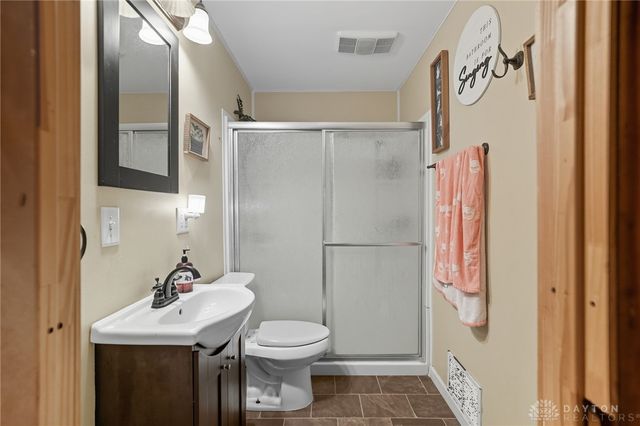 11591 Lower Valley Pike, Medway, OH 45341