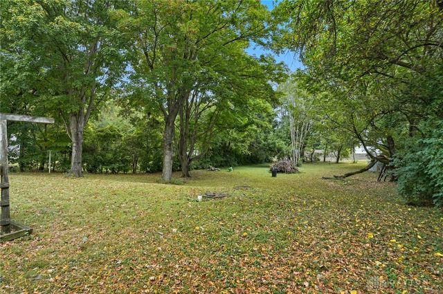 11591 Lower Valley Pike, Medway, OH 45341