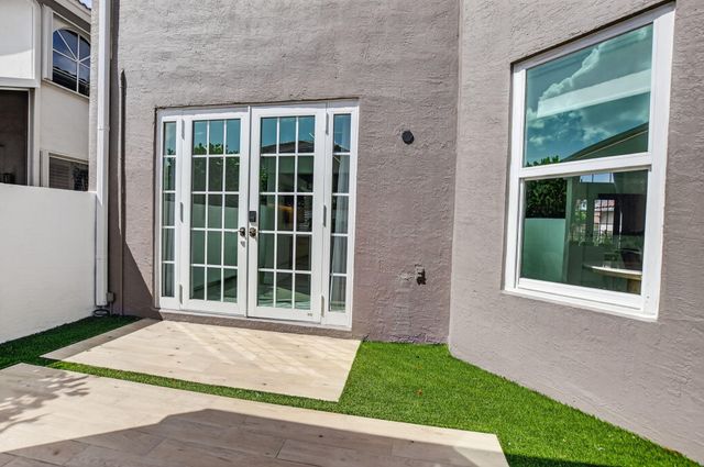 11038 Baybreeze Way, Boca Raton, FL 33428